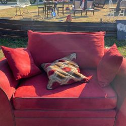 Red Love Seat 
