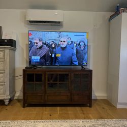 Tv stand