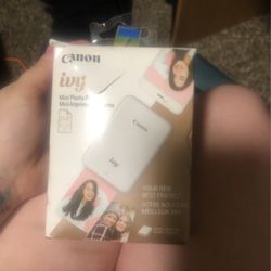 Canon ivy Portable Mini Photo Printer