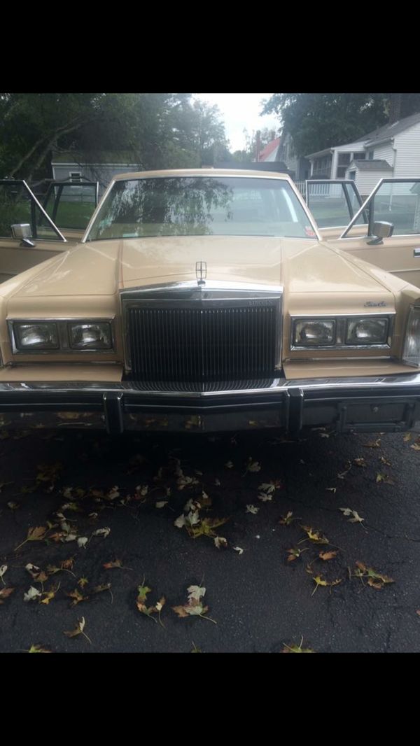 1983 Lincoln town car for Sale in Taunton, MA - OfferUp