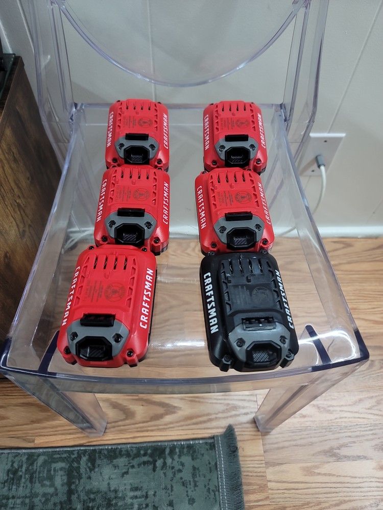 2 Amp 20v Craftsmam Batteried 