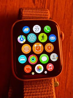 Apple Watch Series 5 44mm Aluminum – Green Sport Loop