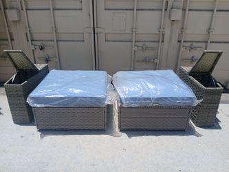 Outdoor patio chairs with storage