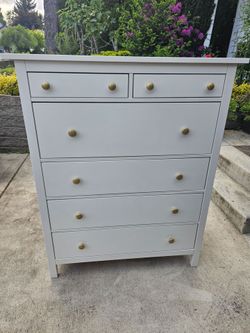 Dresser IKEA HEMNES