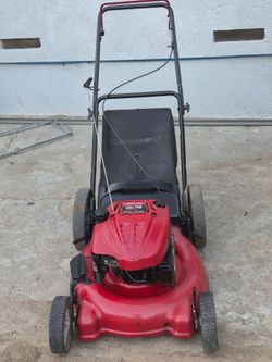 Troy Billt Push Law Mower In Good Working Condition