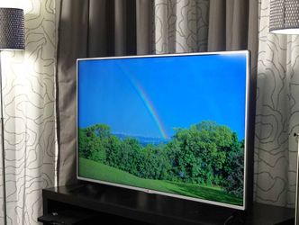55 inch LG Flat Screen TV