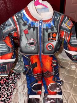 Free space costume for kids