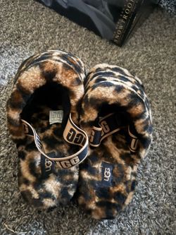 UGG Leopard Print Fuzzy Slippers
