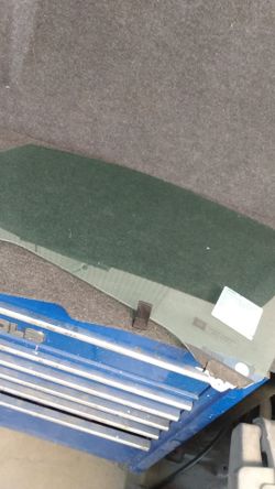 2017-2019 Honda pilot driver door glass