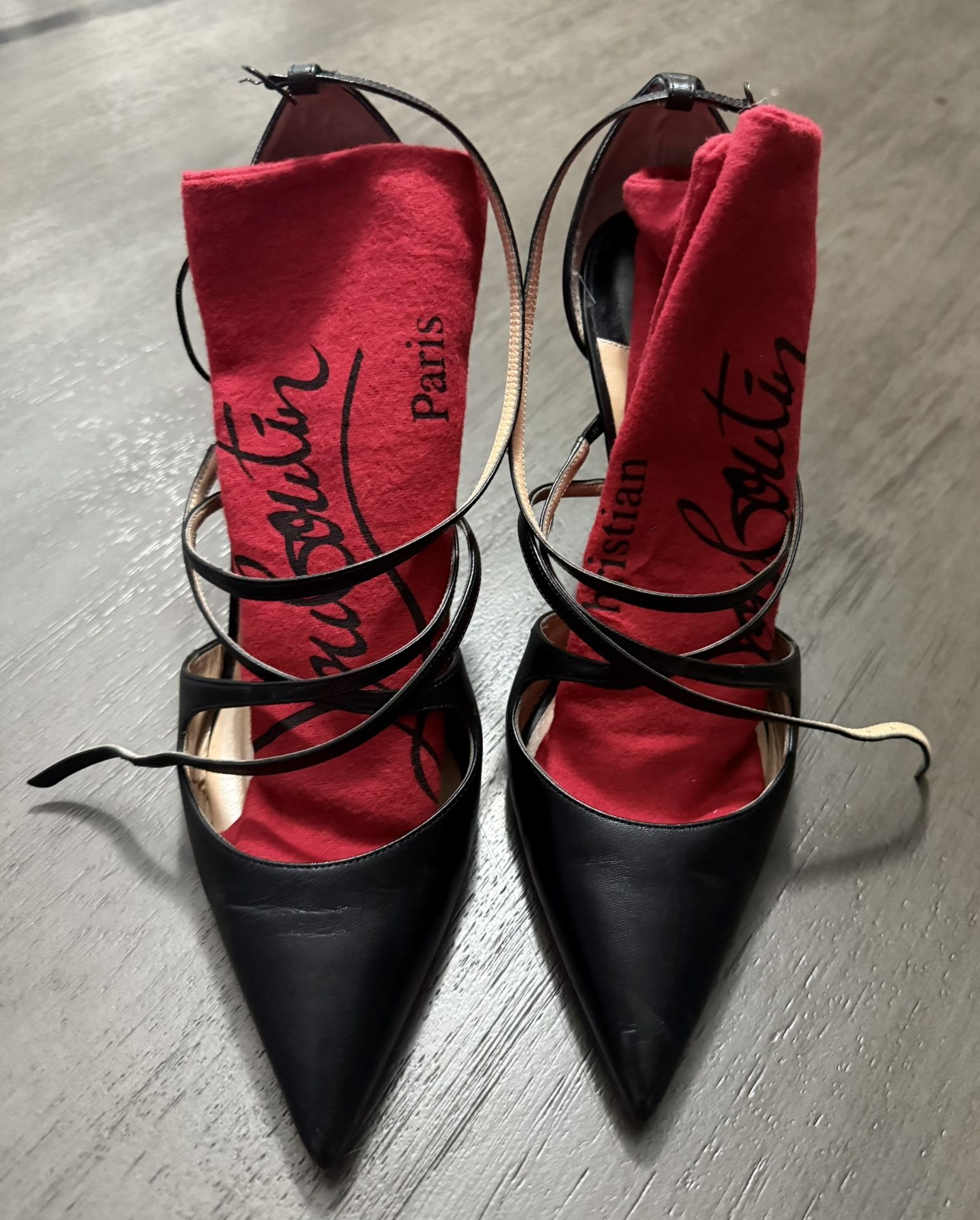 CHRISTIAN LOUBOUTIN Black Crossfliketa 100 Leather Pumps SZ 42