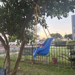 Little Tikes Secure Swing 