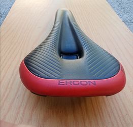 ERGON SM Pro Men's mountain bike saddle
