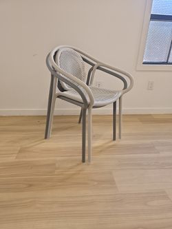 Outdoor Dining Chairs