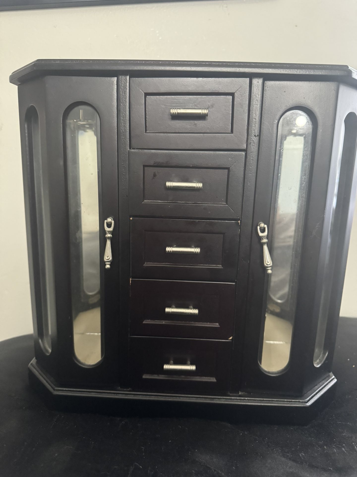 Black Jewelry Box.