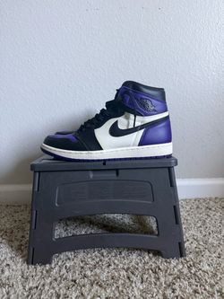 Air Jordan 1 Retro High Court Purple