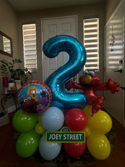 Sesame Street balloon arrangement
