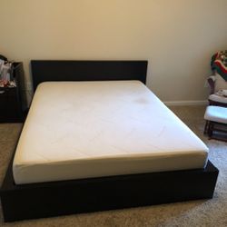 Queen Mattress Box Spring And Metal Frame 