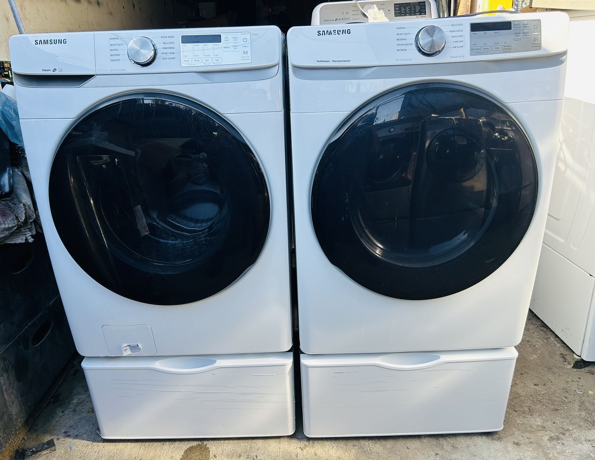 SAMSUNG WASHER AND GAS DRYER