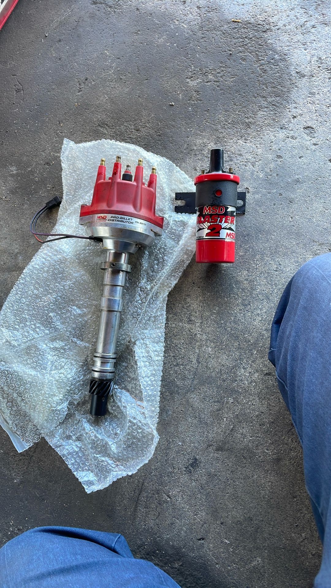 Distributor