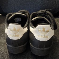 Size 8 Mens Black Adidas Superstars