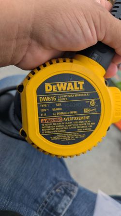 DeWalt router