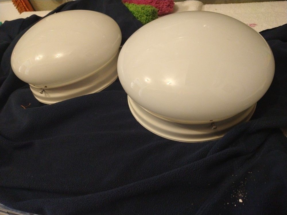 Closet, Laundry room Lights