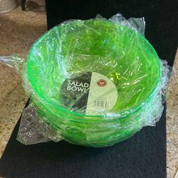 Salad Bowls /Serving Bowls Neon Green