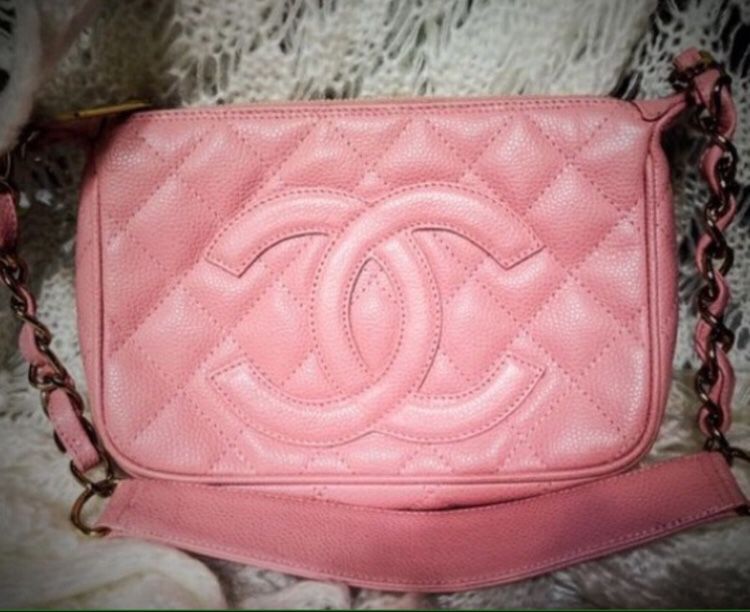 Chanel Caviar Chain Shoulder Bag One Shoulder Bag authentic item