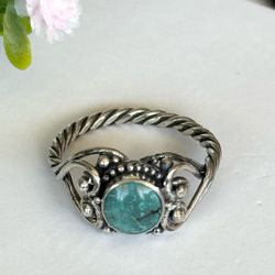Blue Stone 925 Sterling Silver Ring size 8