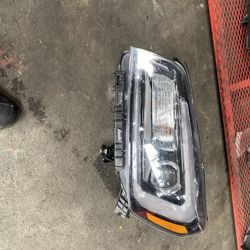 2013 2016 GMC Acadia Driver Left Headlight 