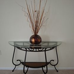 Entryway, Console Table +Extras 