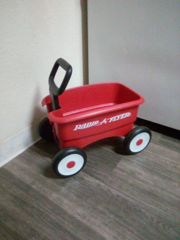 Radio Flyer Push And Pull Wagon Pickup Between 2:00-10:45 Pm Rainbow/Charleston Cash Only Read Description