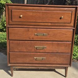 Vintage Chest Of Drawers
