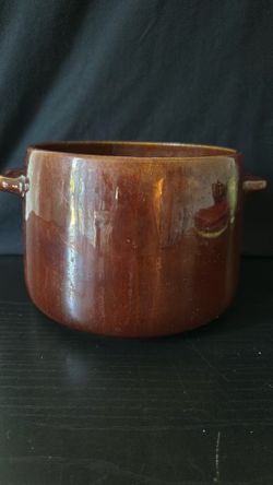 Crock bean pot porch pickup