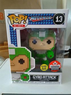MEGAMAN GYRO ATTACK CANADIAN EXCLUSIVE LIMITED EDITION (glows in the dark)