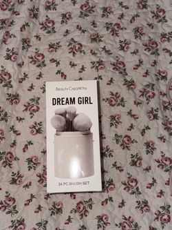Beauty creations 24 set brushes new with box