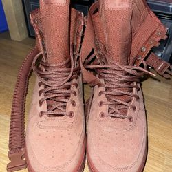 SF Air Force 1 “Dusty Peach” Sz 7.5 US 