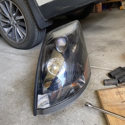 Volvo Vnl Headlight 