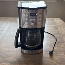 Cuisinart drip coffee brewer