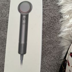 High-Speed Hair Dryer w/ Diffuser – Like New – Fast Drying 