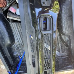 2021 Dodge 2500 Front Bumper Part