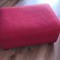 Ottoman 32x23