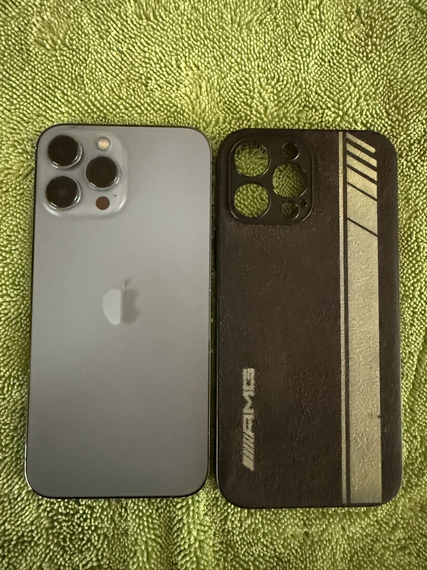 iPhone 13 Pro Max 256 GB W/case