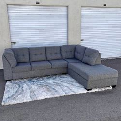 Perfect shape gray sectional couch !!