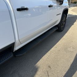 2020-2024 Chevy 2500 Running Boards Side Steps 