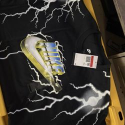 Size Large Nike T Shirt