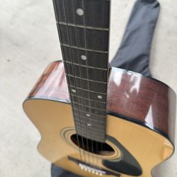 Yamaha Acoustic Guitar  F D01S
