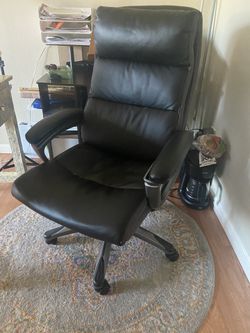 Regular Size Office Chair