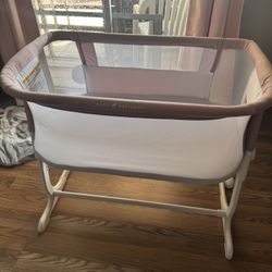  Baby Delight Organic Bassinet & Bedside Sleeper 