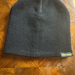 FIRM GRIP BLACK BEANIE